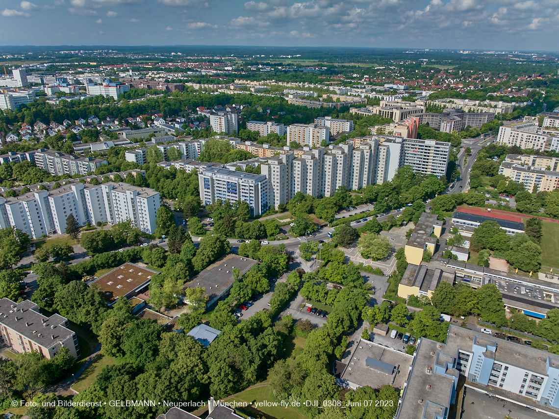 07.06.2023 - Annette-Kolb-Anger, Perlach Stift und Aufstockung in der Kafkastraße in Neuperlach